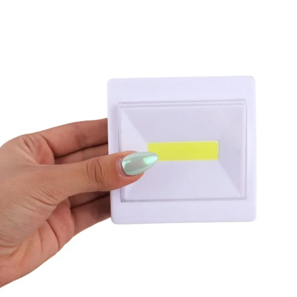 چراغ اضطراری دیواری مگنتی | ۳ شیوه نصب (مگنتی، چسبی، پیچی) | کارکرد با باتری - Image 2